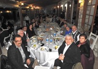 ATATÜRKÇÜ DÜŞÜNCE DERNEĞI - Çeşme'deki Çorumlular Dayanışma Yemeğinde Buluştu