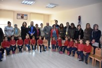 YARIYIL TATİLİ - Çocuk Akademisi Öğrencileri İlk Kez Karne Heyecanı Yaşadı