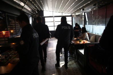 Çocuklar Ve Gençler İçin 184 Polisle Dev Uygulama