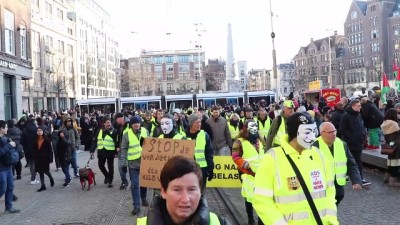 Hollanda'da 'Sarı Yeleklilerden' Sekizinci Eylem