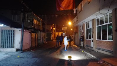 İzmir'de Sokak Ortasında Kadın Cinayeti