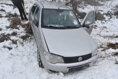 Kastamonu'da Siste Kontrolden Çıkan Otomobil Tarlaya Uçtu Açıklaması 3 Yaralı
