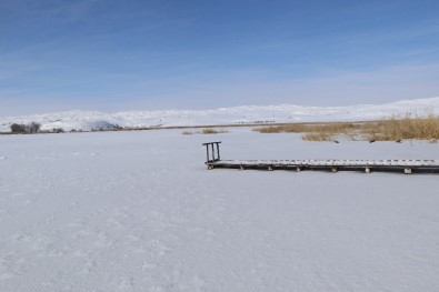 Sibirya Soğukları Gölleri Buza Çevirdi