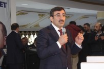Van'da AK Parti Aday Tanıtım Toplantısı
