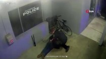 OREGON - Acemi Hırsız Polis Karakolu Önündeki Bisikleti Çalmaya Çalıştı