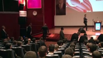 Bakan Çavuşoğlu'ndan Yunanistan'a Uyarı Açıklaması 'Şımarık Çocuğunuza Sahip Çıkın'