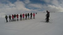 Beden Eğitimi Dersinde Kayak Dersi Alıyorlar Haberi