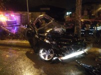 PAMUKKALE ÜNIVERSITESI - Denizli'de Trafik Kazası Açıklaması 1 Ölü, 3 Yaralı