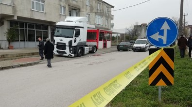 Kocaeli'de Kurşunlanan Nakliye Şirketi Müdürü Ağır Yaralandı