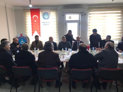 MHP'li Fendoğlu, Türk Eğitim Sendikasını Ziyaret Etti