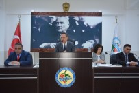 VOLEYBOL TAKIMI - Türkiye Şampiyonu Voleybolcular Altınla Ödüllendirildi