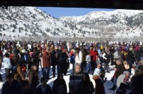 KARDAN ADAM - Adanalılar Kar Festivali İçin Kızıldağ Yaylası'na Aktı