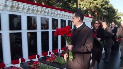 Azerbaycan'da 'Kanlı Ocak' Kurbanları Anılıyor