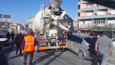 Beton Mikserinin Karıştığı Zincirleme Trafik Kazası