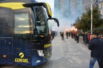 HARUN TEKİN - Fenerbahçe'ye Bursa'da Taraftar Morali