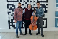 NECDET ÖZER - İki Elin Sesi Var Çocuk Korosuna Enstrüman Bağışı