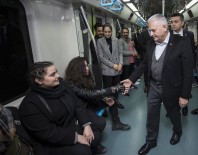 Binali Yıldırım Marmaray'a Bindi