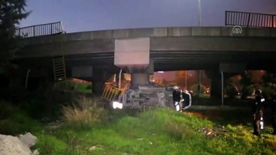Otomobil Köprülü Kavşaktan Düştü Açıklaması 4 Yaralı