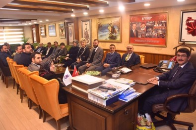 AK Partili Mersinli'den Başkan Çelik'e Tebrik Ziyareti