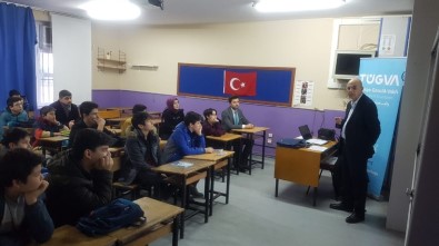 Aliağa'da Öğrencilere Denizcilik Kursu