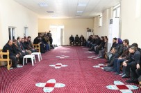 SEÇİM SÜRECİ - Çiftçi, Vatandaşlarla Bir Araya Geldi