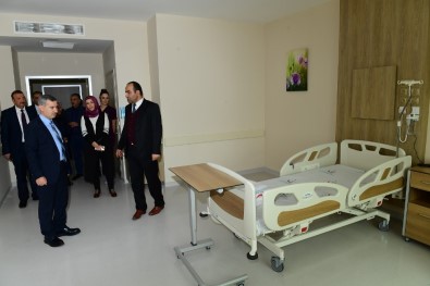 Çınar, Hasan Çalık Devlet Hastanesini Ziyaret Etti