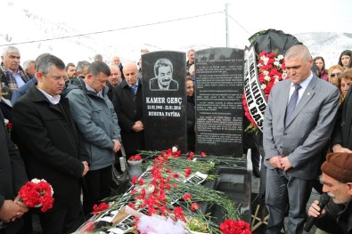 Kamer Genç, Ölümünün 3. Yılında Mezarı Başında Anıldı