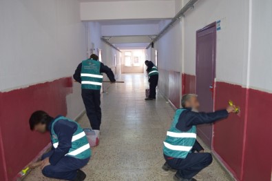 Ordu'da Okulların Bakımını Hükümlüler Yapıyor