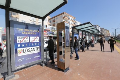 Büyükşehir Belediyesinden Tramvay Duraklarına Solar Şarj İstasyonu