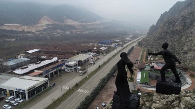 Efsane Gerçek Oluyor