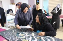 NİHAT ÇİFTÇİ - Görme Engelli Öğrencilere Dişital Kuranı Kerim Seti