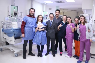 (Özel) 'Kanguru Bakımı' Yöntemiyle 'Diren'di