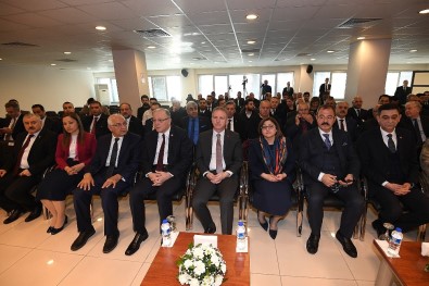 Vali Gül 8.PENTEX Fuarında Sektör Hakkında Önemli Açıklamalarda Bulundu