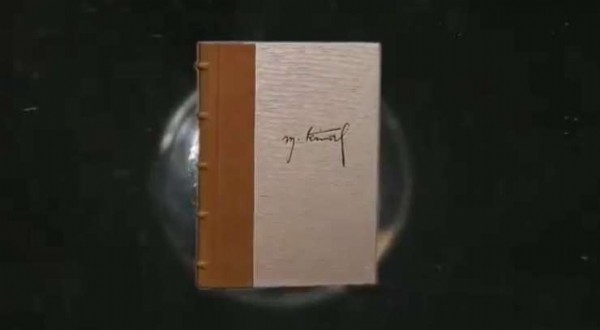 Yılmaz Özdil'in kitabına hücum ettiler!