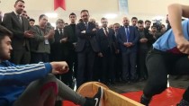 KREDI VE YURTLAR KURUMU - Bakan Kasapoğlu, Gençlerle Bir Araya Geldi