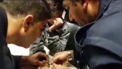 Çocuğun Parmağına Sıkışan Somunu İtfaiye Ekipleri Çıkardı