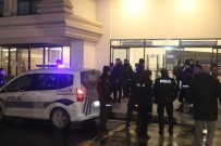 Gaziosmanpaşa'da AVM Güvenlikçilerine Silahlı Saldırı Açıklaması 1 Yaralı