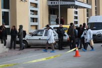 FEVZI ÇAKMAK - Konya'da PTT Merkezinde İçinde Güç Kaynağı Olan Koli Patladı