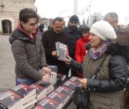 YıLMAZ ÖZDIL - Lise Öğrencisinden Yılmaz Özdil'e İlginç Tepki