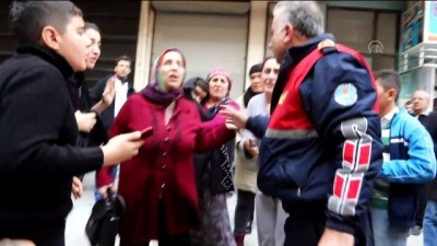 Mersin'de Yangında Mahsur Kalanları İtfaiye Kurtardı