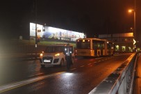 EDIRNEKAPı - Metrobüs Yoluna Giren Şahsa, Metrobüs Çarptı Açıklaması 1 Yaralı