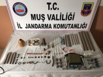 ELEKTRİK KABLOSU - Muş'ta Tarihi Eser Kaçakçılarına Darbe