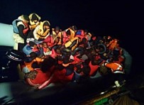 ORTA AFRİKA - Seferihisar'da 64 Göçmen Yakalandı