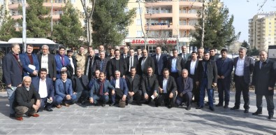 Diyarbakır'da Muhtarlarla İstişare Toplantısı Düzenledi