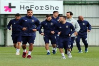 EGZERSİZ - Fenerbahçe, Yeni Malatyaspor Maçı Hazırlıklarına Başladı