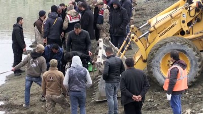 Kilis'te Kapak Tamiri İçin Baraja Giren Dalgıcın Kaybolması