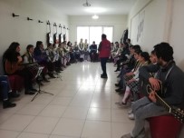 EBRU SANATı - Van'da 'Sosyal Medyadan Sosyal Meydana' Projesi