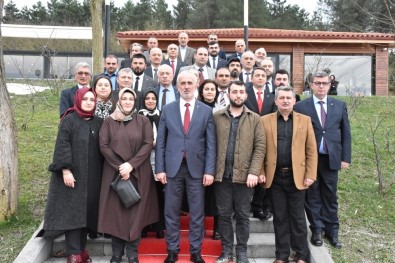 AK Parti'de Görev Dağılımı Yapıldı