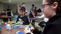 Bursa'da Uluslararası Rubik Küp Turnuvası