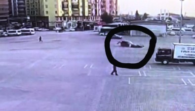 Drift Atarken Kaza Yaptı, Trafik Polisi Affetmedi